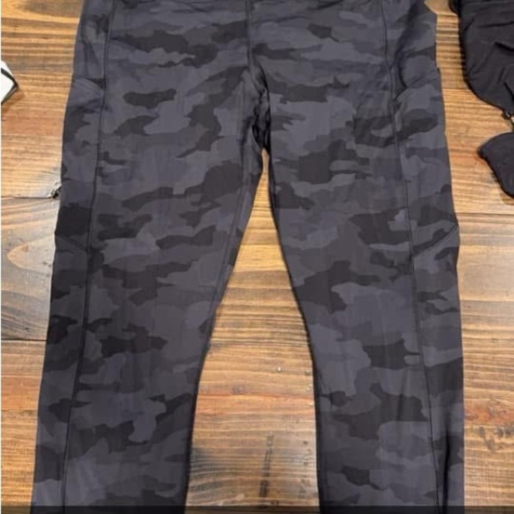 Lululemon Athletica Black Camo Leggings